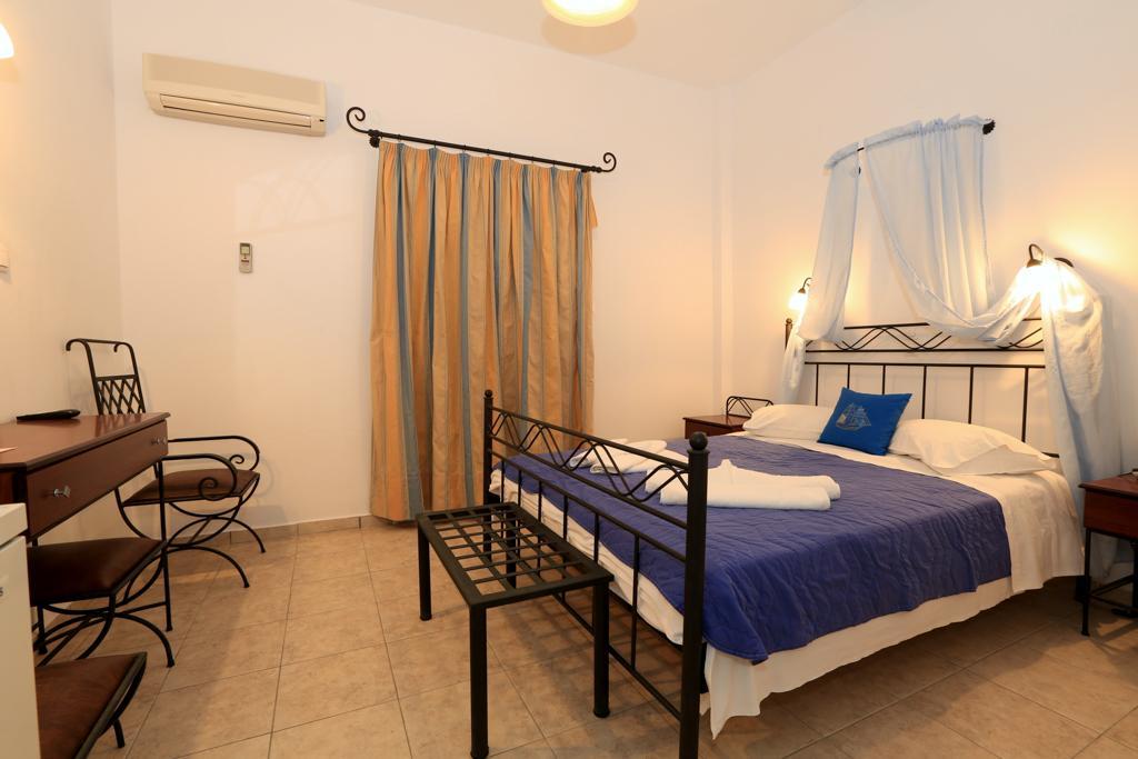 Sifnos Hotel Benaki Platis Gialos  Εξωτερικό φωτογραφία